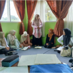 English Batch 2 STITNU Al Farabi Pangandaran: Tutor Sebaya
